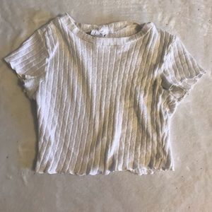 A plain knitted cropped tee